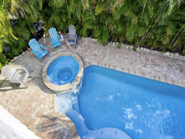 Bradenton Beach Four Bedroom Vacation Home with Pool & Spa